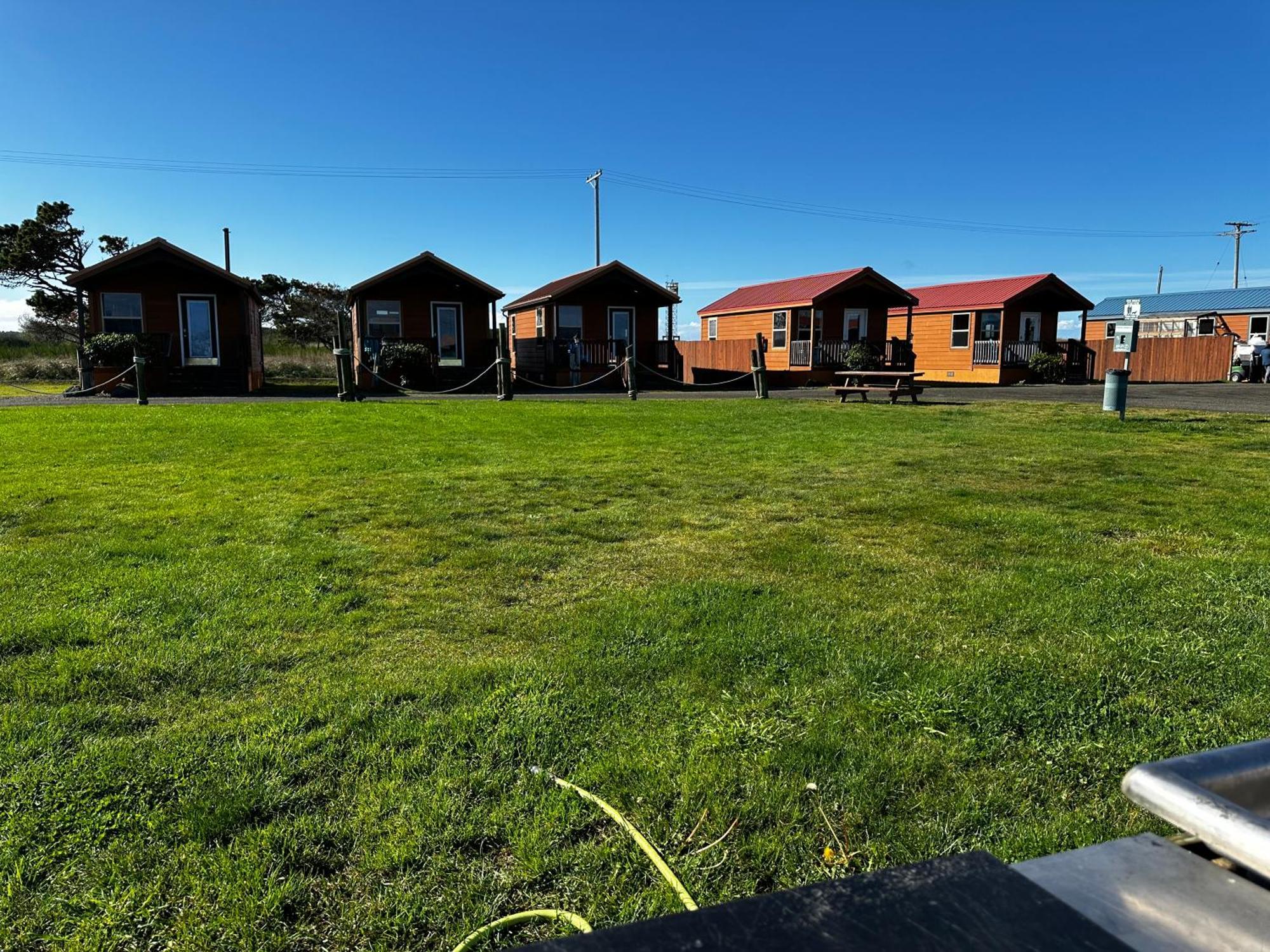 Westport Inn Cabins Exterior foto